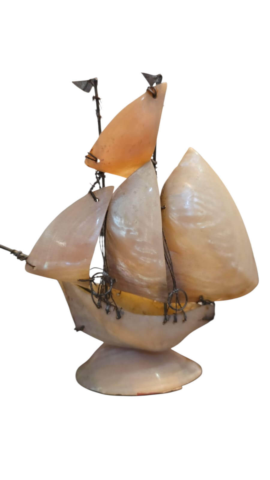 Escultura de barco em madrepérola