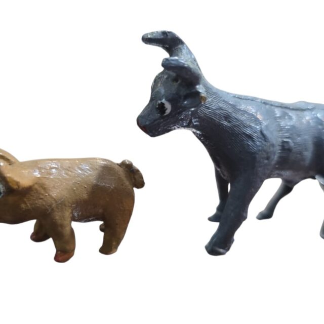 Par de animais de chumbo pintados a mão