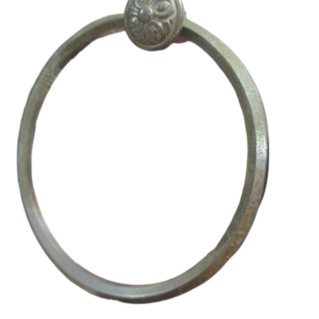 Antigo pendurador de toalha