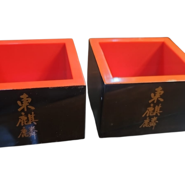 Par de laqueados japonês