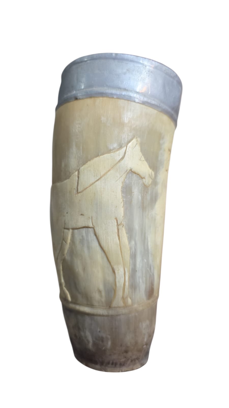 Copo de chifre do Paraguai, bela arte