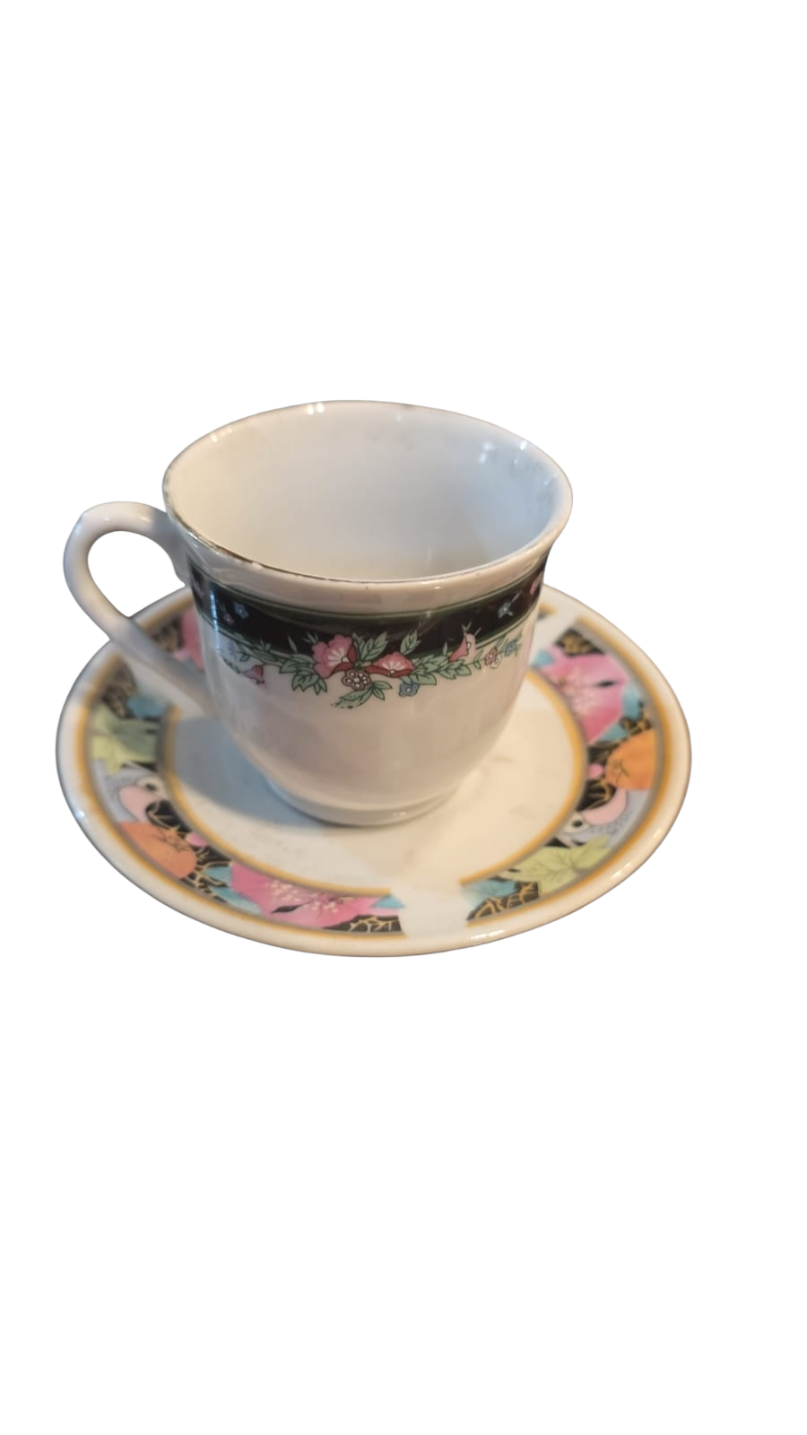 Bela xícara de porcelana, linda arte e policromia
