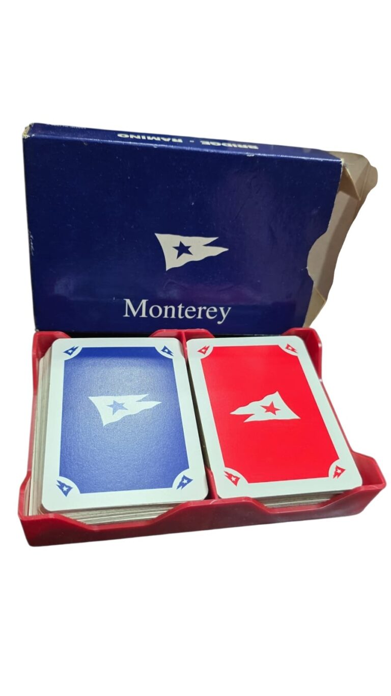 Elegante e antigo baralho italiano Monterey, completo