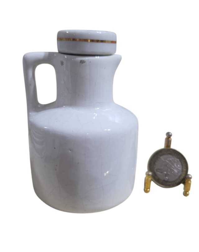 Galheteiro de porcelana