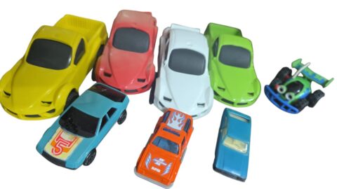 Lote de carrinhos de brinquedo