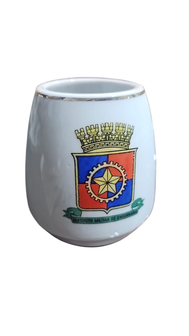 Porcelana São Caetano com Brasão do IME