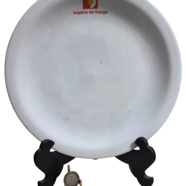 Prato de porcelana Schmidt