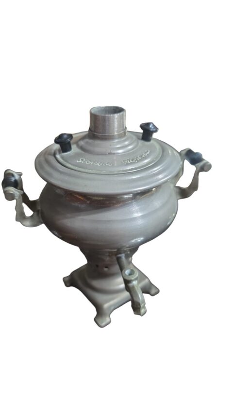 Samovar russo