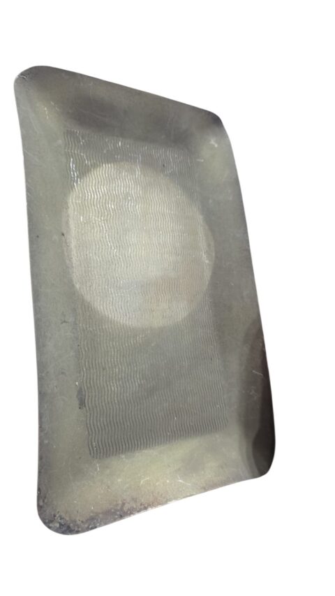 Antiga bandeja espessurada a prata