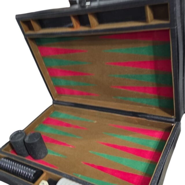 Jogo de gamão antigo