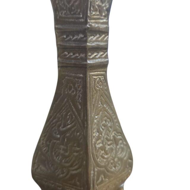 Floreira de bronze
