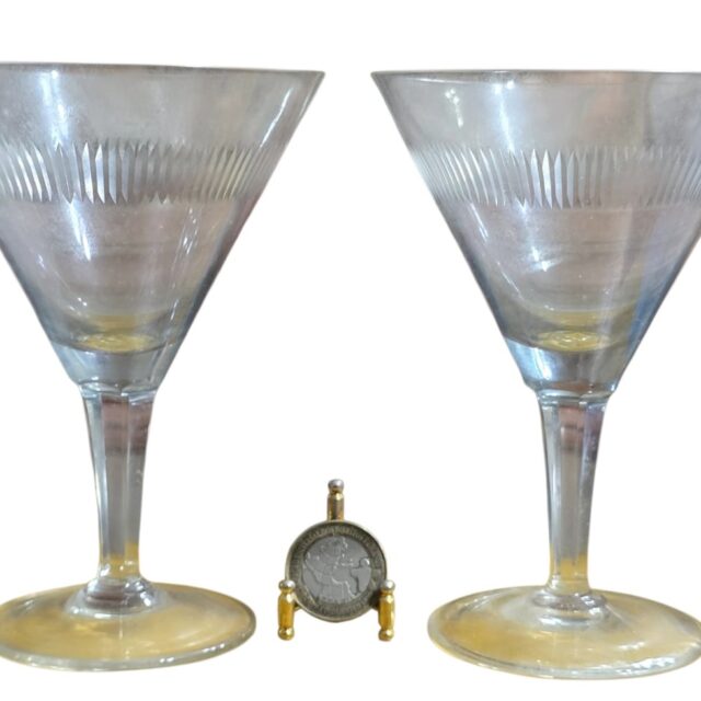 Linda taça de martine em cristal lapidado (valor unitário)
