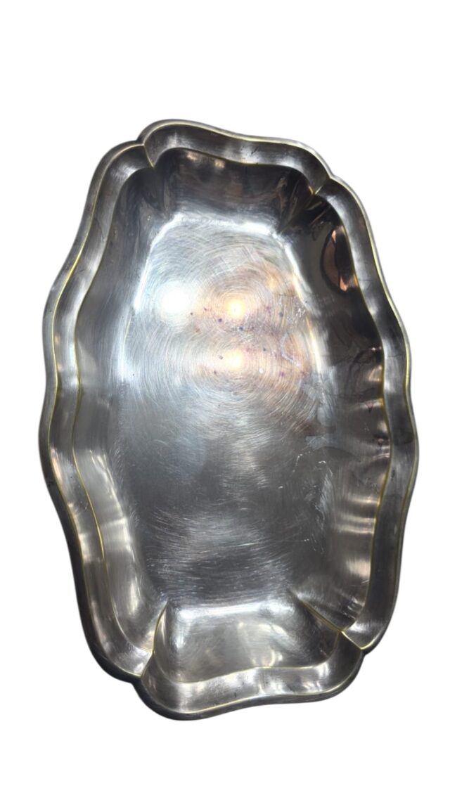 Travessa funda espessurada a prata
