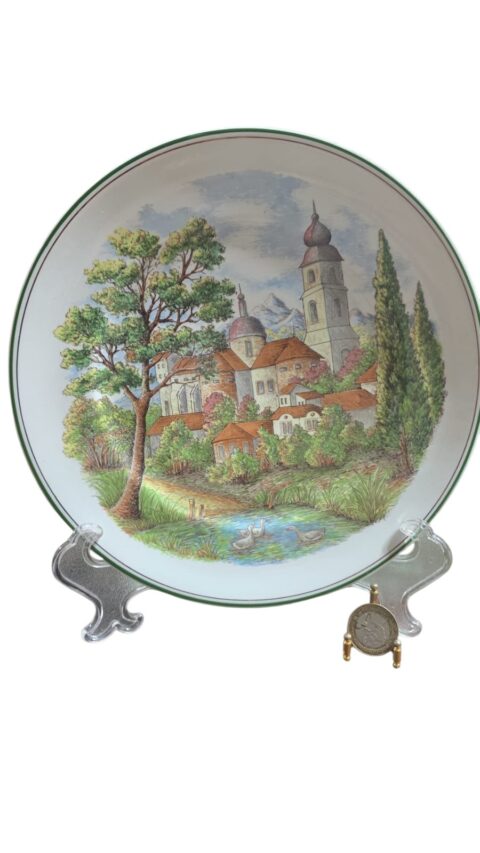 Porcelana Real com belíssima arte