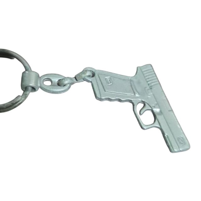 Chaveiro de arma de metal