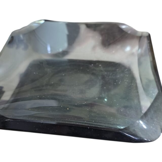 Grande e antigo cinzeiro em cristal fumê