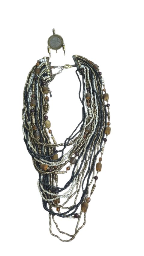 Extravagante colar feminino