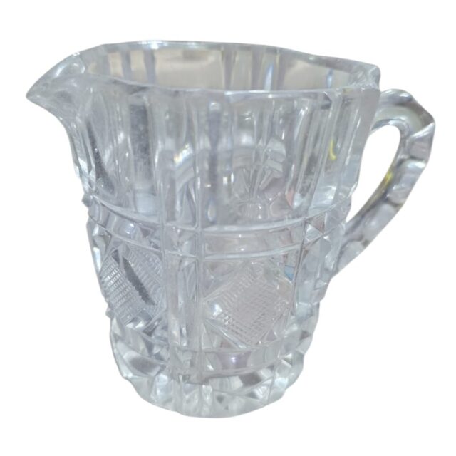 Jarrinha de cristal de boa qualidade