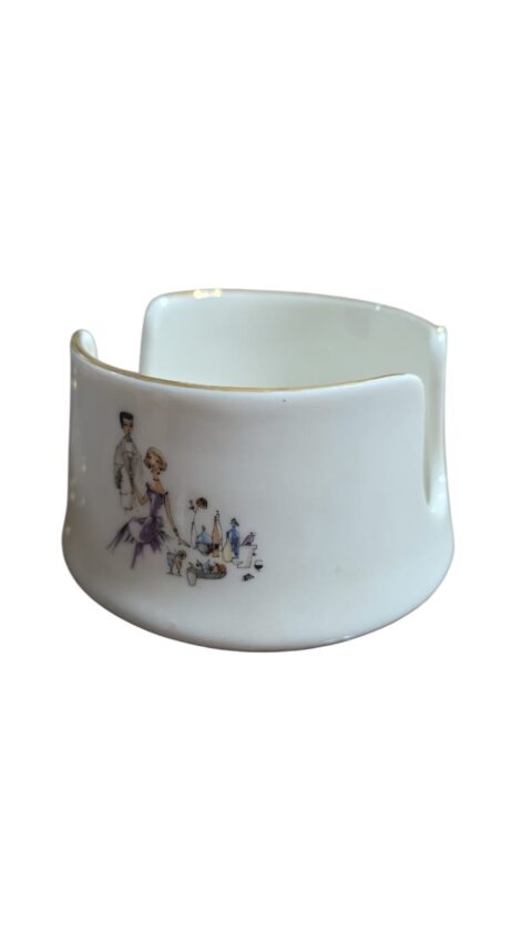 Antiga base para porta copos de porcelana, bela arte