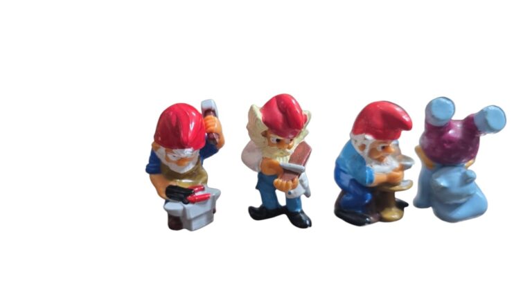 Quarteto de Kinder ovos antigos