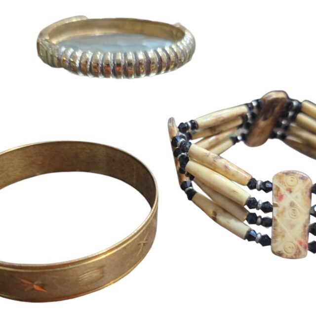 Trio de pulseiras