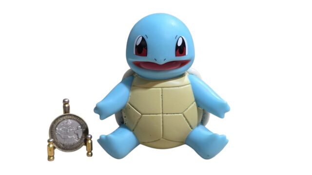 Figura colecionável de vinil do Pokémon Squirtle, fabricada pela Sunny Brinquedos