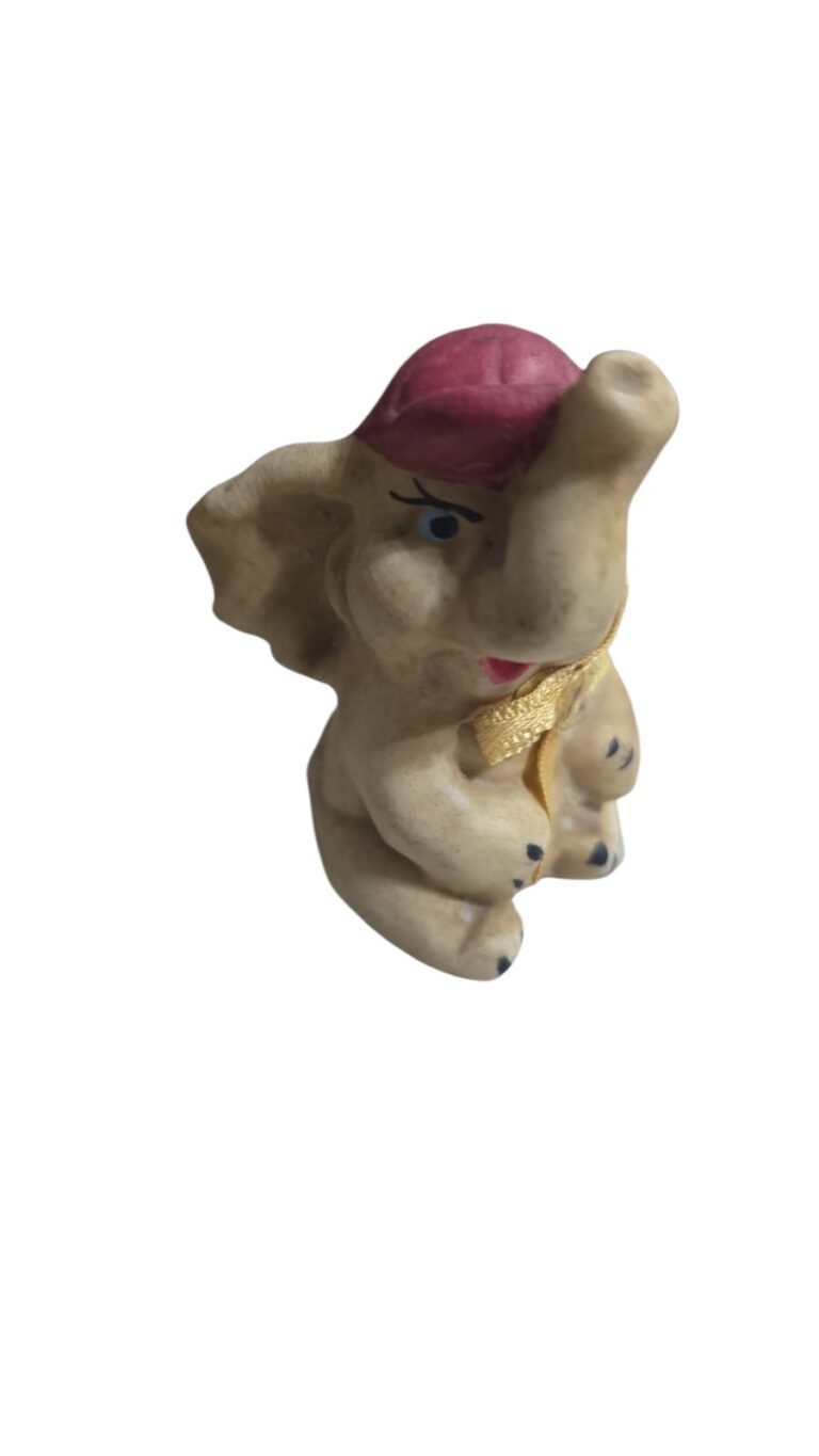 Elefante de porcelana fosca