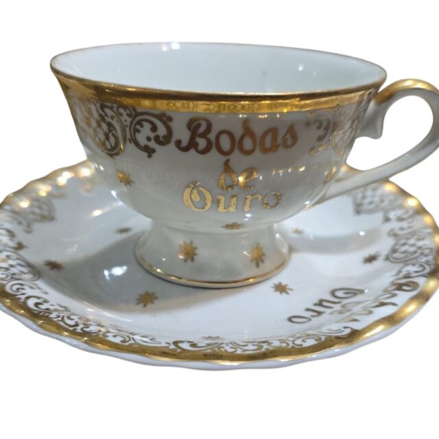 Xícara de chá porcelana Steatita Bodas de Ouro