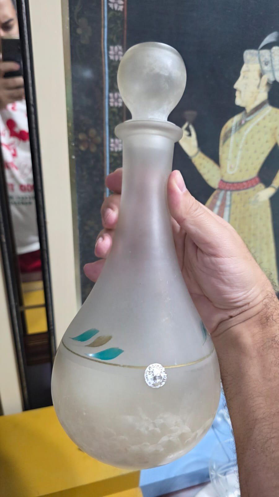 Antigo Decanter italiano em vidro satiné (fosco) com acabamento esmaltado e pintura à mão - Imagem 3