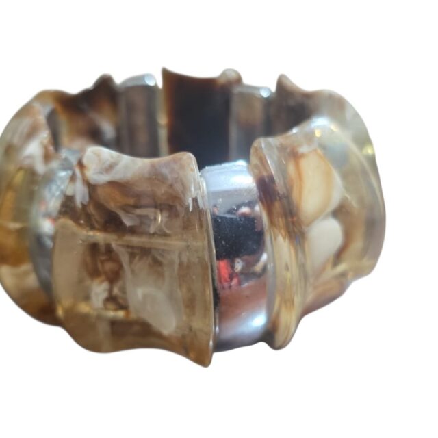 Pulseira de resina elástica