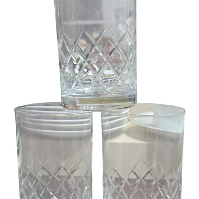 Copos de cristal com belas lapidações. (valor unitário)