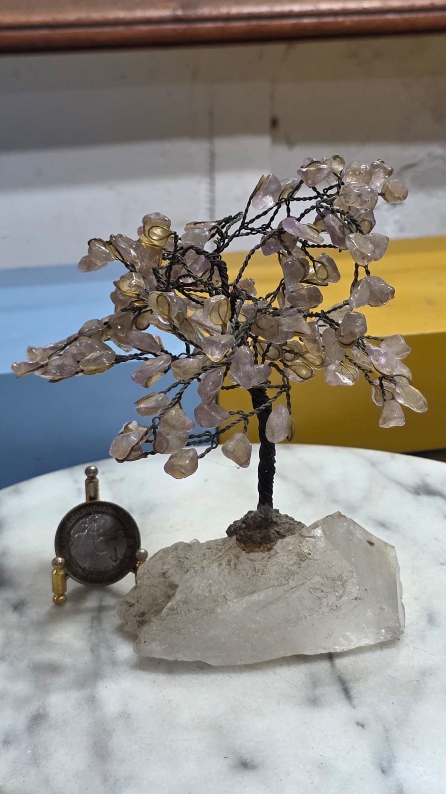 Escultura artesanal de uma árvore da felicidade - Imagem 2