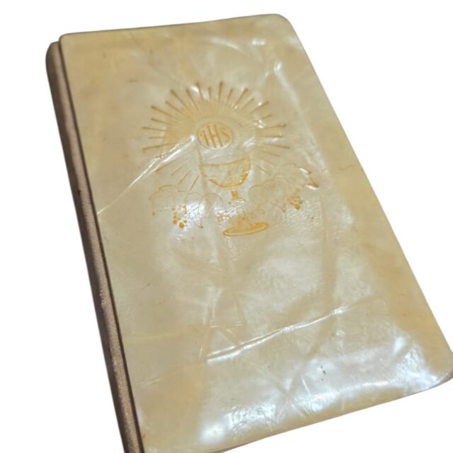 Antigo missal de eucaristia, década de 60