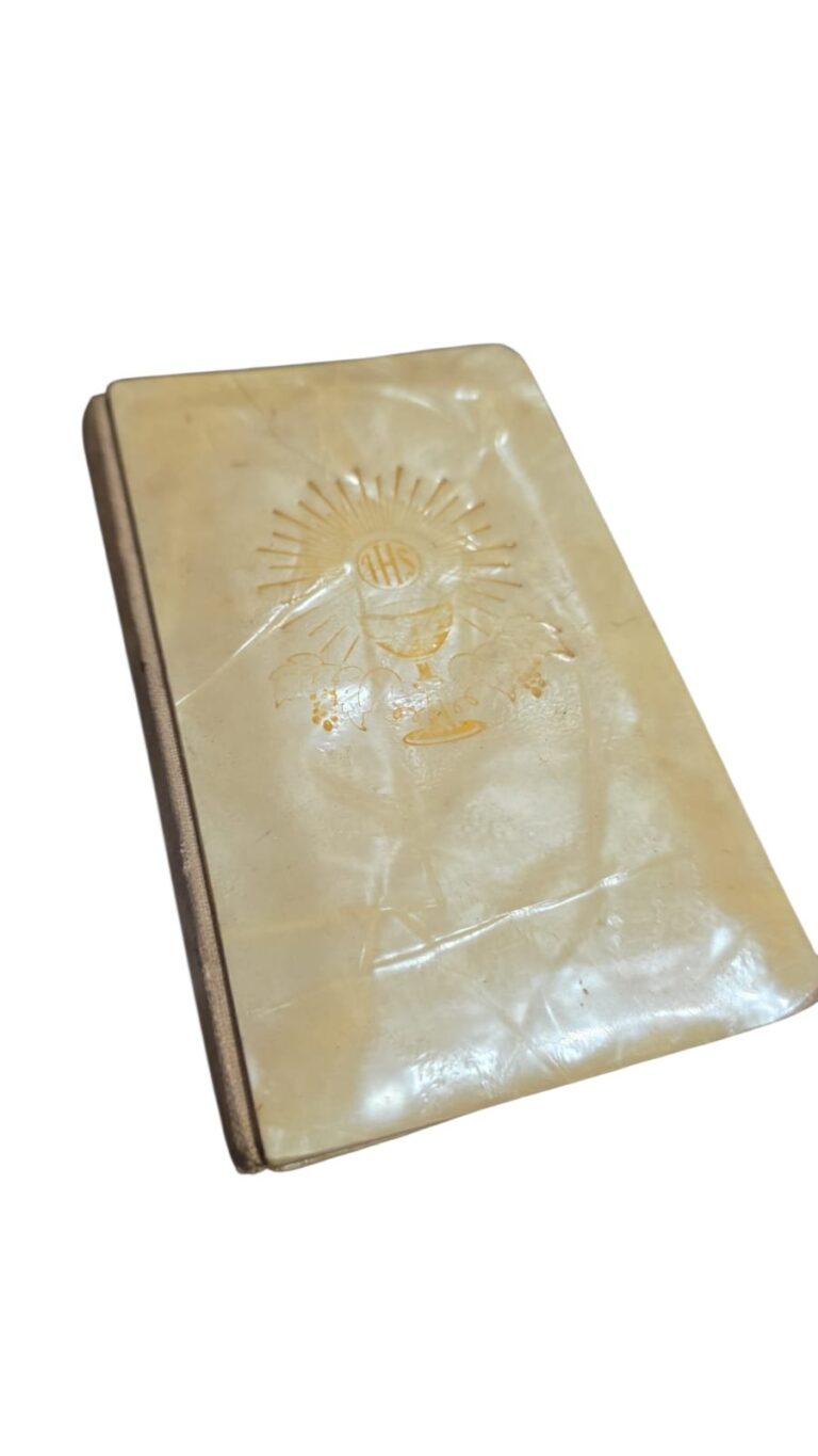 Antigo missal de eucaristia, década de 60