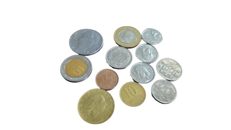 Lote numismática com 14 antigas moedas