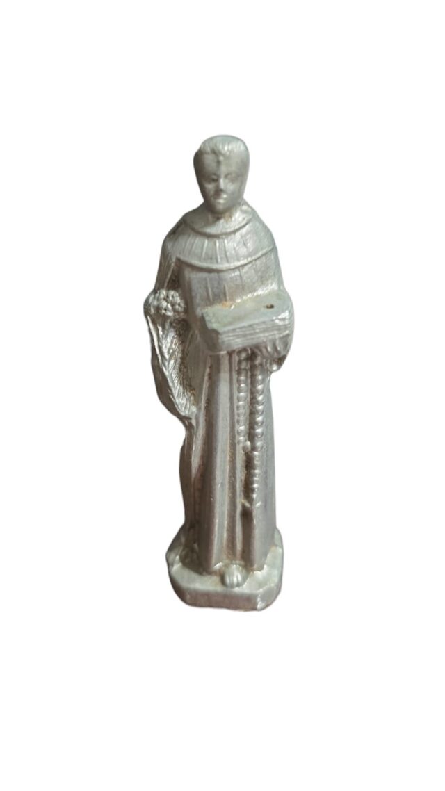Sacro de metal