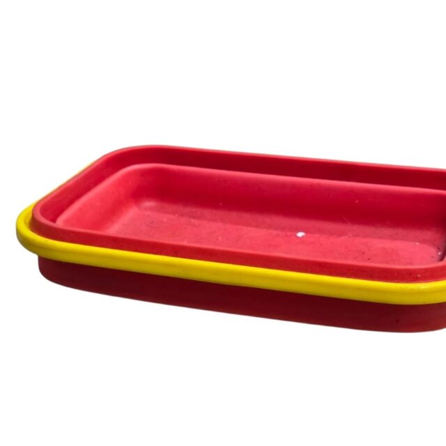 Lunchbox Retrátil Yuze na cor rosa, ideal para transporte prático de alimentos