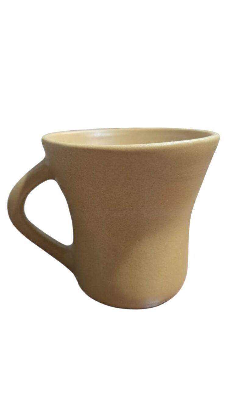 Caneca de cerâmica