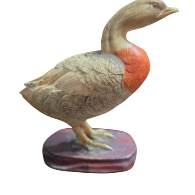 Escultura de pássaro oriental feito a mão