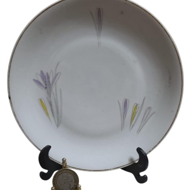 Prato de porcelana Renner