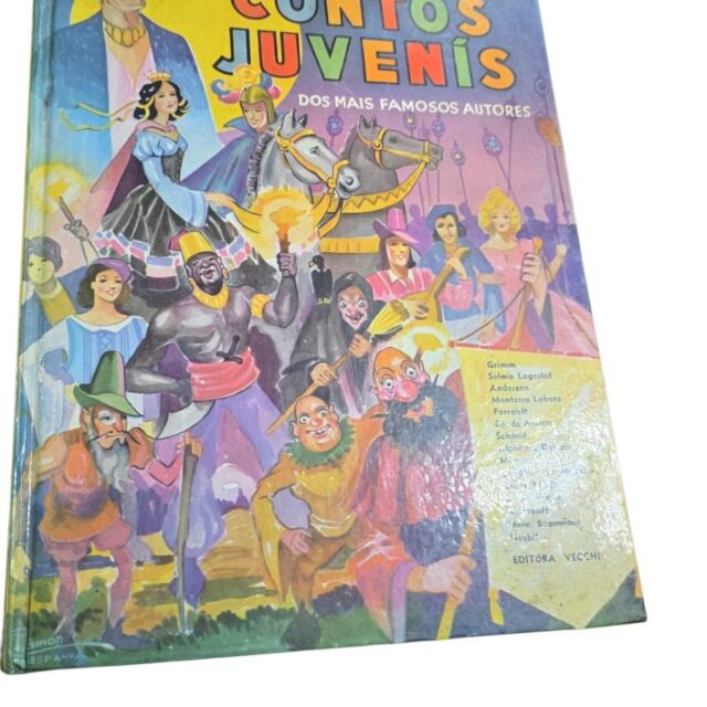 Livro antigo de capa dura