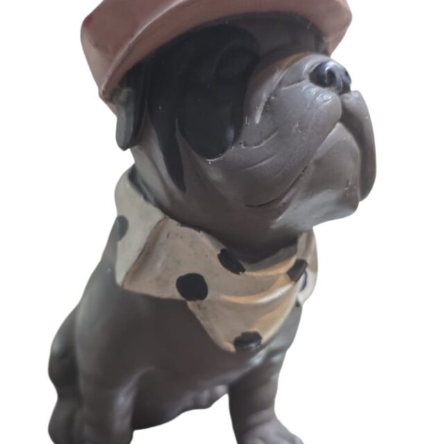 Bela escultura cachorro de resina