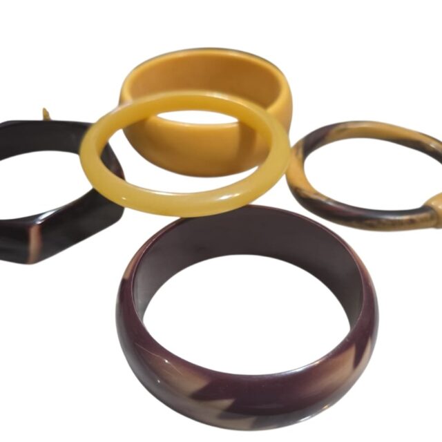 Lote de elegantes pulseiras vintage