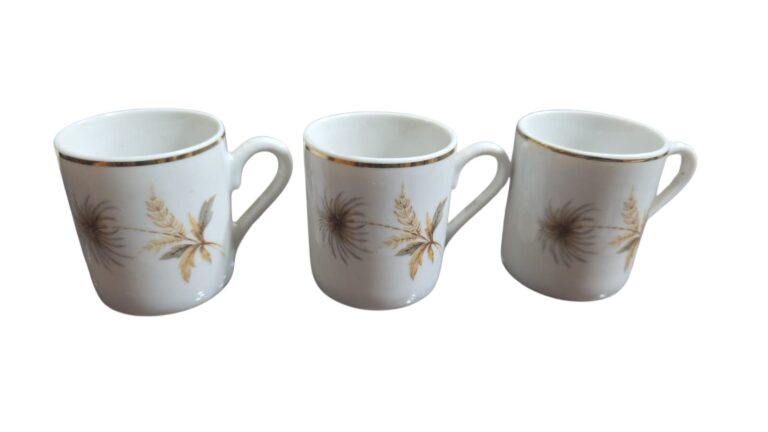 Trio de xícaras de café porcelana Veracruz