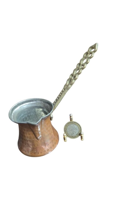 Cafeteira turca de cobre com alça de bronze