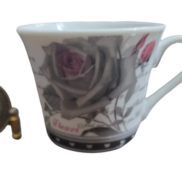 Xícara de café de porcelana