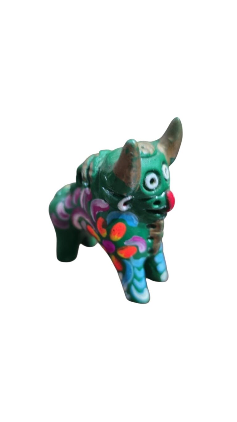 Torito de Pucará de cerâmica artesanal