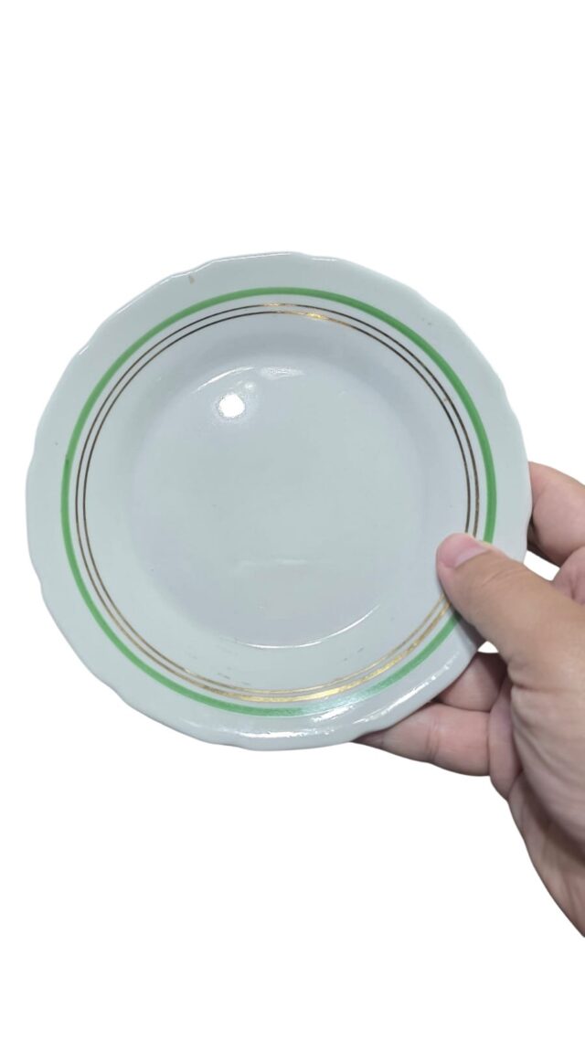 Prato de sobremesa em porcelana Pedro II