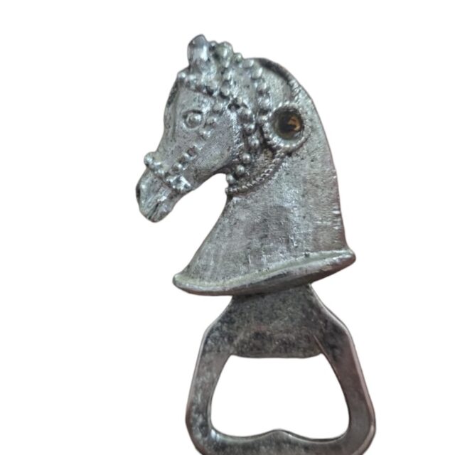 Abridor de garrafa em formato de cavalo