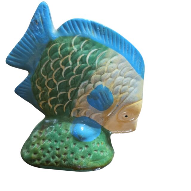Peixe decorativo pintado a mão